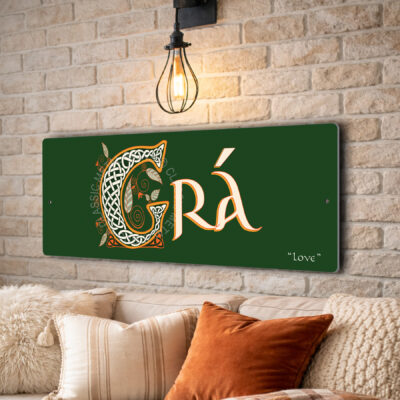 Irish “Grá” Sign